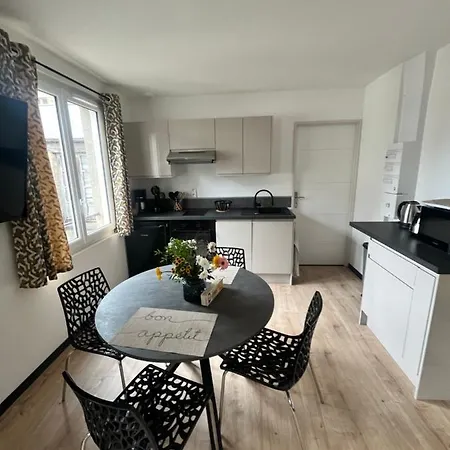 아파트 Coin De Paradis Avec Illimite En Plein Centre