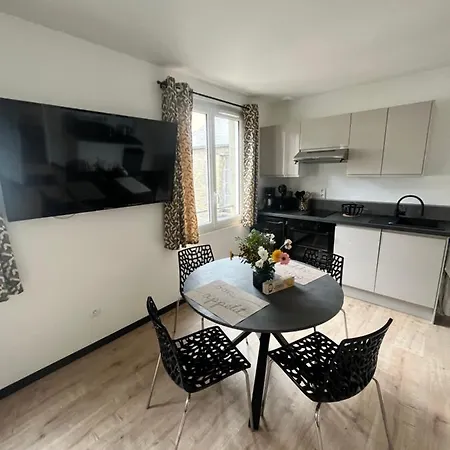 Coin De Paradis Avec Illimite En Plein Centre 아브랑슈