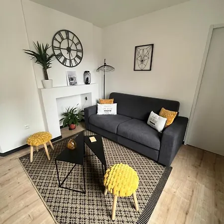 Appartement Coin De Paradis Avec Illimite En Plein Centre